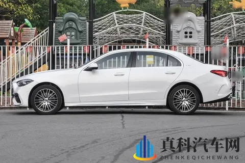 2025 款奔驰 C 级选购参考:围绕选装配置的各版本分析-1