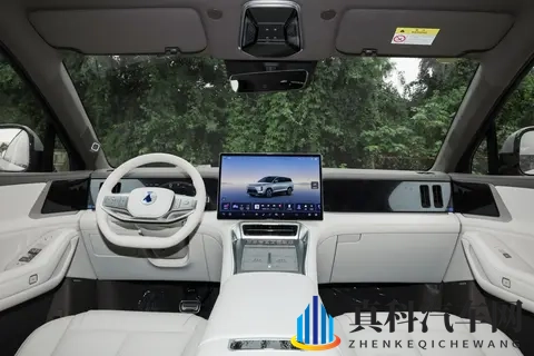 腾势 N8L 不一般!防晕车 + 强动力,家庭用车新标杆-1