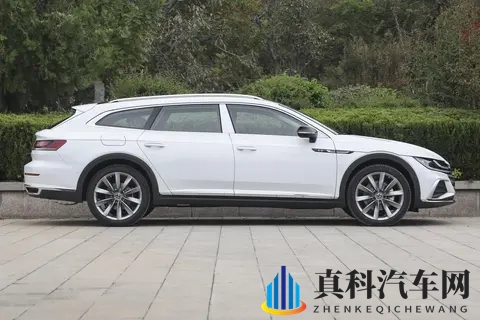 2025 款大众 CC 全系配置实测!三厢 _ 猎装怎么选?看完不花冤枉钱-1