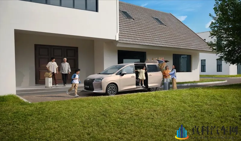 五菱星光730一车三动力配置曝光,新车于10月15日上市-1