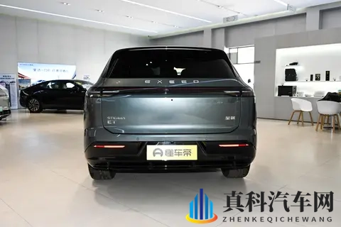 豪华SUV该选性能还是选舒适？2025款星纪元ET给出了答案-3