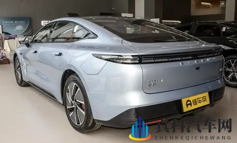 星纪元ES 2025款增程版Max，城区辅助驾驶的优势-1