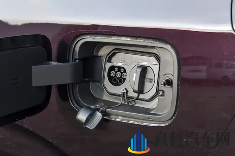 768 万起!星光 730:这台真 7 座 MPV,到底能不能让全家人都满意?-1