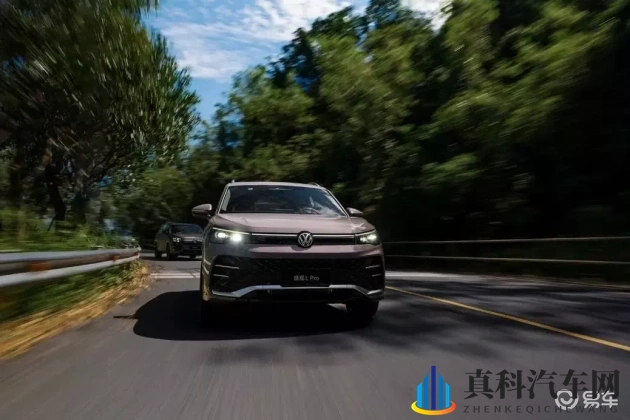 男生插女生app：青年社交平台，连接你我他-1