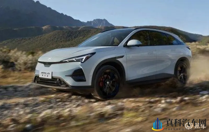 极狐新阿尔法T5：焕新纯电性价比标杆-1