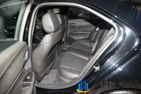 20万级后驱王者！凯迪拉克CT4选买全攻略-3