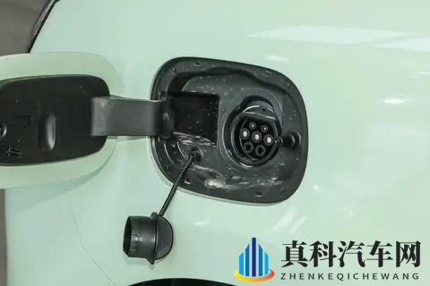 长安Lumin:2025款一共五款车型,哪一款更适合家用?-1