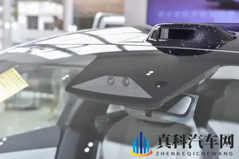 14万级中型轿跑，配激光雷达+磁流变悬架，深蓝L06实力如何？-3