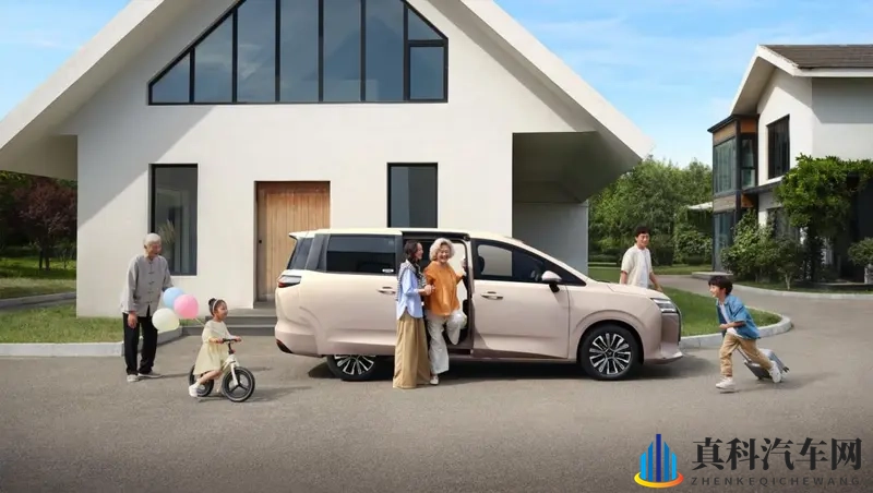 73万元起售！能不能既要又要？五菱星光730它真可以！-1