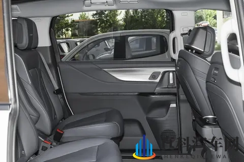 别克GL8购车手册：配置差异解析与选买推荐-2