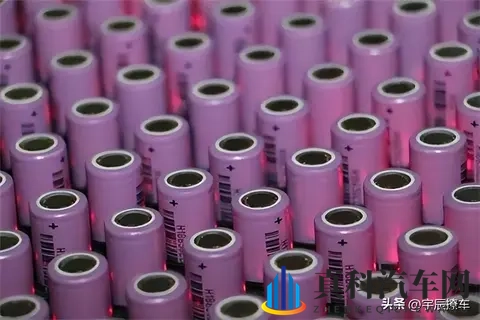 每万辆车自燃52辆却无人问津 新能源车为何成背锅侠-1