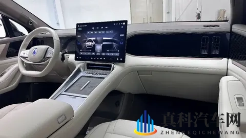 比亚迪再次喊出“性能平权”，BBA的好日子真的到头了！-3