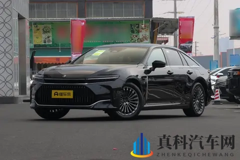 30-35 万选进口豪华车？2024 款丰田皇冠两款车型直接对号入座-2