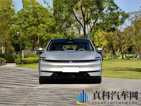 全新纯电中型轿跑亮相！预售不足12万起，还配无框车门+掀背尾门-2