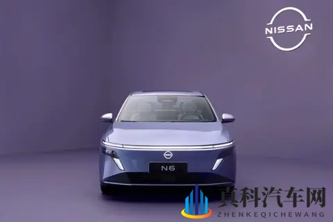 18岁禁软件：智能汽车新规来袭，安全与挑战并存-3