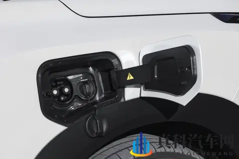 15万以内增程SUV,动力、油耗、舒适都有,关键是越开越省-1