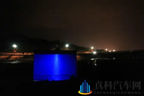 智己LS9后备箱的洗澡机和帐篷是巧思-3