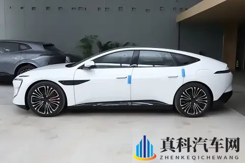 全系标配四激光雷达,26款新车正式上市-2