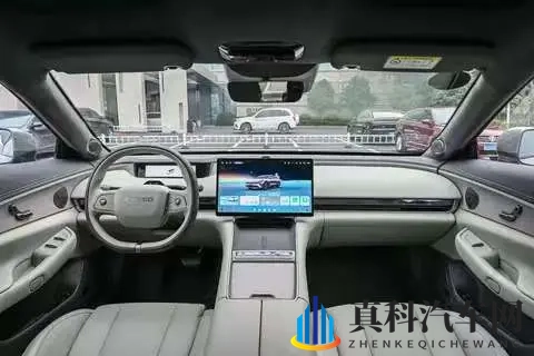 2025款星纪元ES体验：20来万的新能源车，日常用着挺实在-2