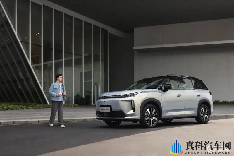 纯电增程均可选，双动力布局的广汽埃安AION i60上市-1