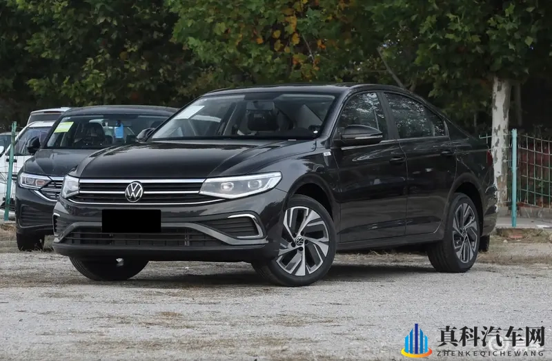 新款宝来售价不变，1.5T动力，6个喇叭减配成了4个-1