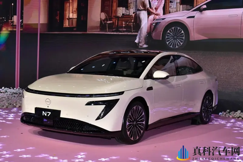 追求智能与舒适，日产N7和长安启源A06，谁更有话语权？-1