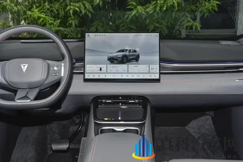 15 万级纯电 SUV 卷疯了！深蓝 S05 620Ultra，续航 、空间、智能全到位-1