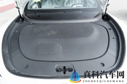 阿维塔06不玩虚的:华为ADS 4,再配上空气悬架,20万级还有对手?-3