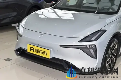 实拍深蓝L06，内外兼修的实力派，带你领略不一样的魅力-3