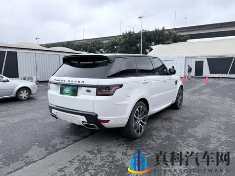 22年路虎揽胜运动，白色耀黑版，46万公里，准新价等你来！-2