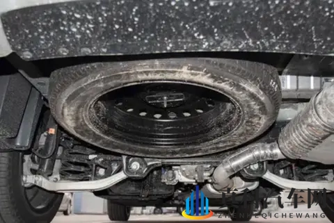 家用SUV怎么选？新帕里斯帝空间油耗全体验，带来哪些惊喜？-1