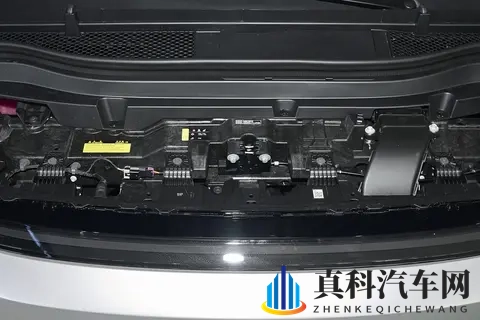 续航1602km 小鹏X9增程版与老款有何不同 各款车型配置思路分析-1