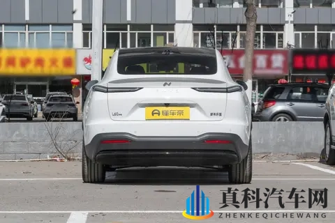 740km 续航 + 3 分 20 秒换电!乐道 L60,家庭出行告别续航焦虑-3