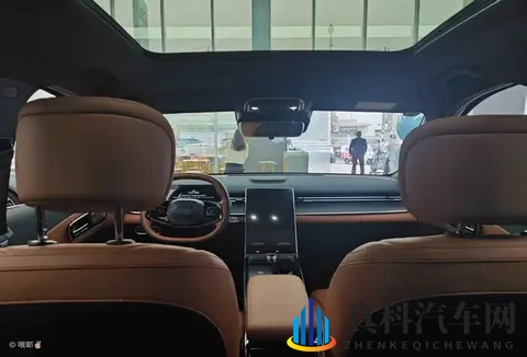 您更青睐第五代瑞虎8的哪一款车型？-2