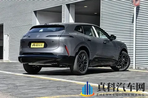 华为乾崑ADS 4+鸿蒙座舱,这款SUV“满配”开卷-2