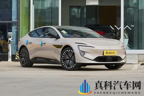 阿维塔又添“新丁”！4颗激光雷达+华为乾崑ADS 4，适合家用-1