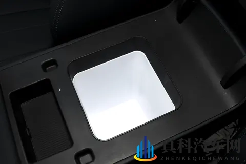 比亚迪又出爆款？科技大空间，方程豹钛7，买得钛对了！-3