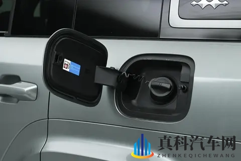 家用SUV怎么选？这款科技大空间SUV，可以看看！-1