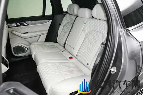 2026 款领克 09 MHEV 四驱探索版体验：家庭中大型 SUV 的均衡之选-2