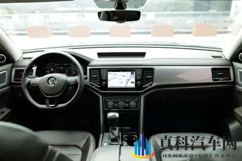 12万多拿下17年途昂V6，家用大空间之选？-2