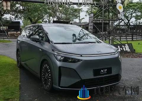 靠增程版车型，在中大型MPV市场，小鹏X9能否成功逆袭？-1
