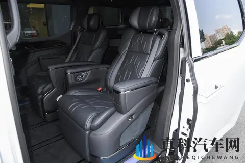 高端新能源MPV新标杆？极氪009推出年末购车权益，值得一看-2