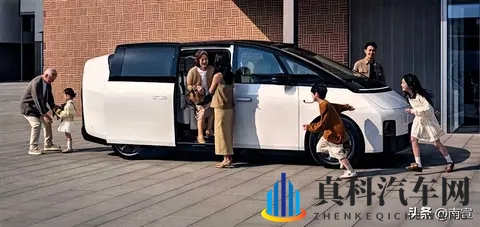 理想MEGA自燃后,老汤哥先斩后奏,李想没插手却最懂-1