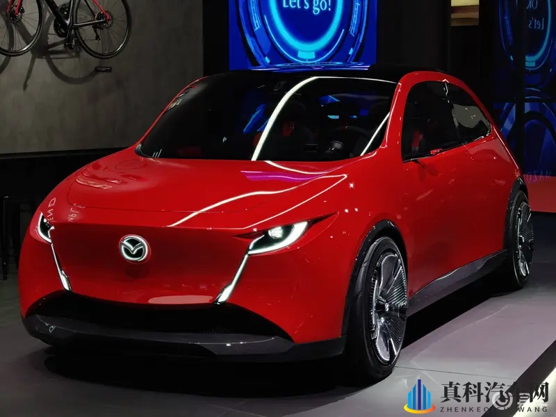 实拍马自达Vision X-Compact：马自达2雏形-1