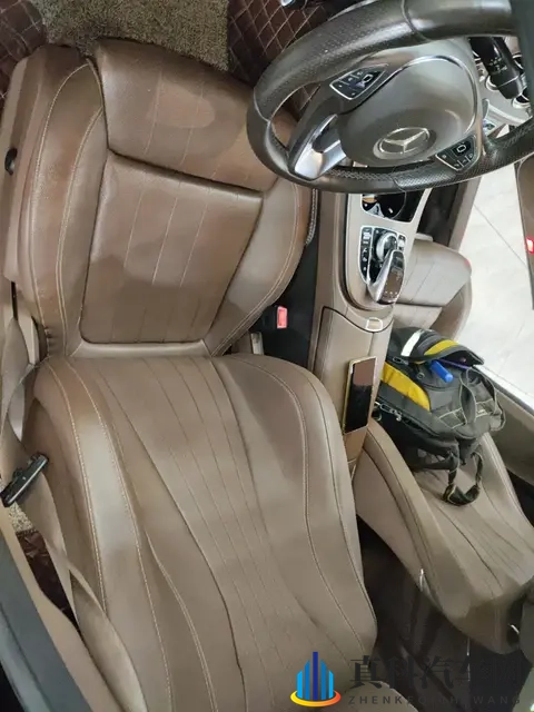 7万公里一手奔驰E200L,18万不到的商务座驾-1