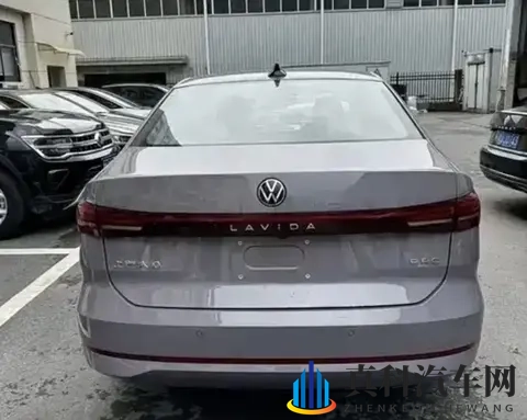 大众朗逸Pro正式下线，外观内饰新调整，将于11月内上市-3