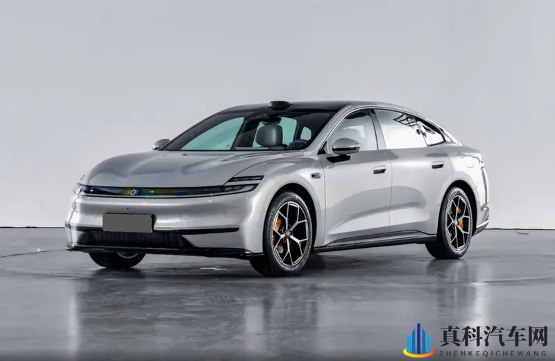 这车亮相,6C闪充+车载双层冰箱,后排据说还有惊喜-1