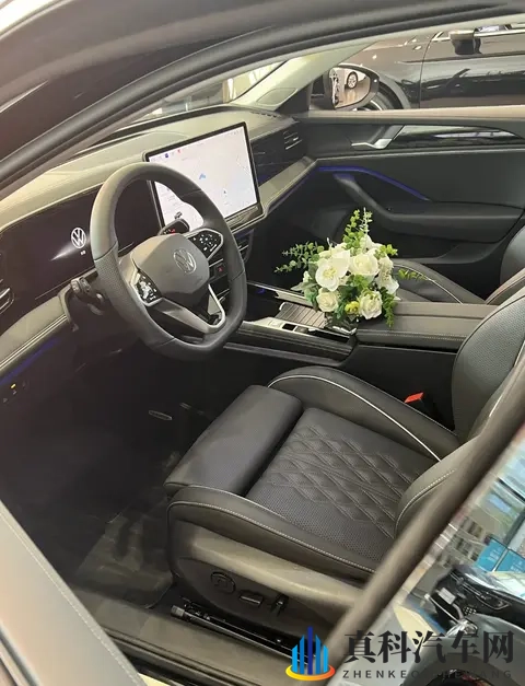 迈腾B9亮相,按键回归引热议,传统车还能这样玩?-1