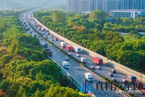 沸腾了!多条高速国内多条高速公路因收费期满,官宣永久免费-2