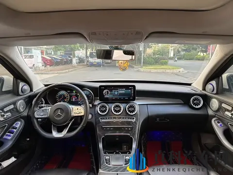 金智妍:新能源汽车合作亮相,环保出行新风尚引领-1